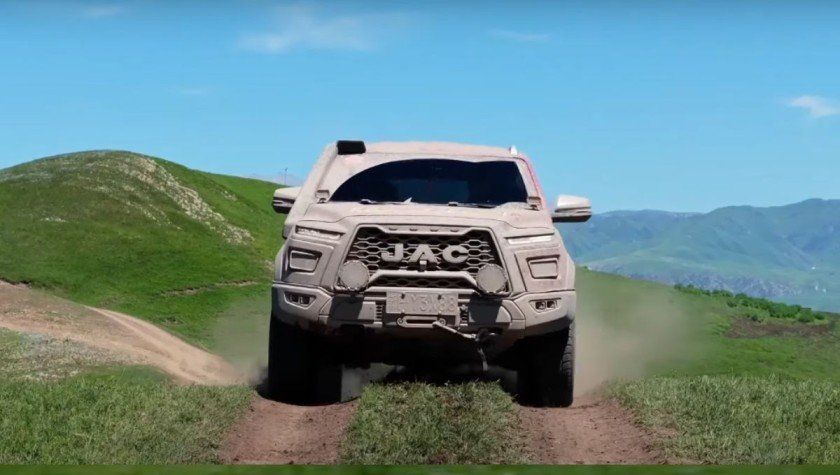JAC T9 Hunter Officially Launched in Pakistan in 2025